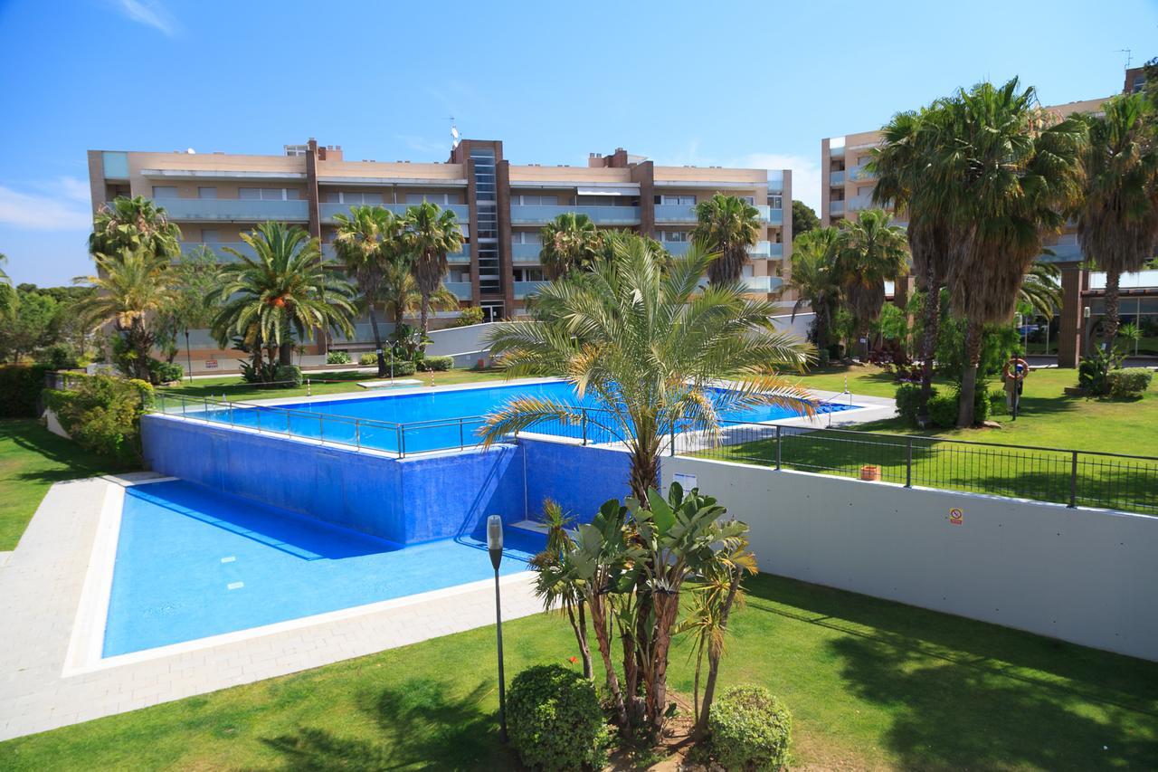 סאלו Uhc Spa Aqquaria Family Complex מראה חיצוני תמונה
